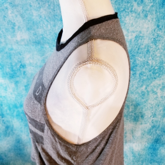 **SOLD** Good Vibes Only- Grey Crop Top - Picture 7 of 11